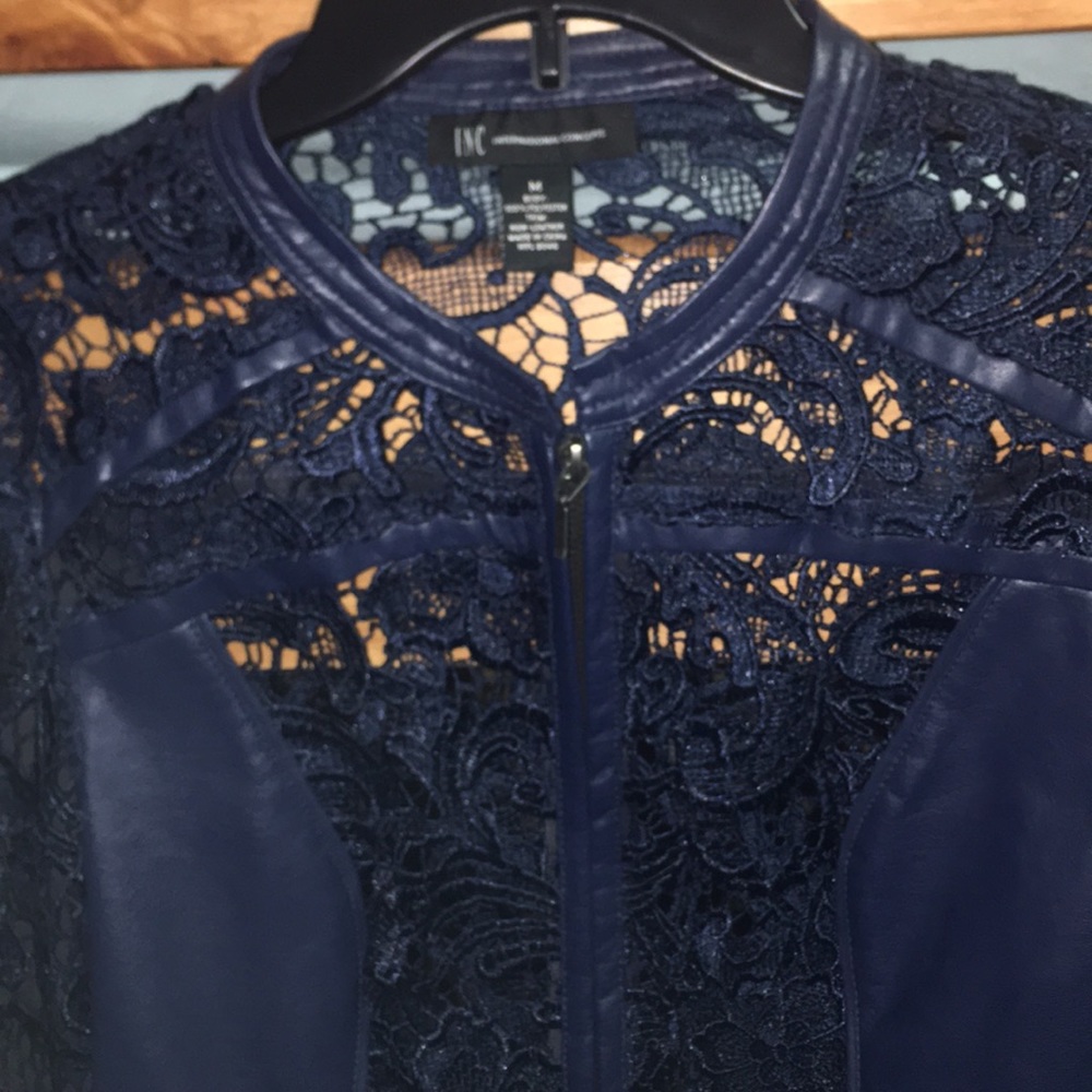 Super cute jacket size M